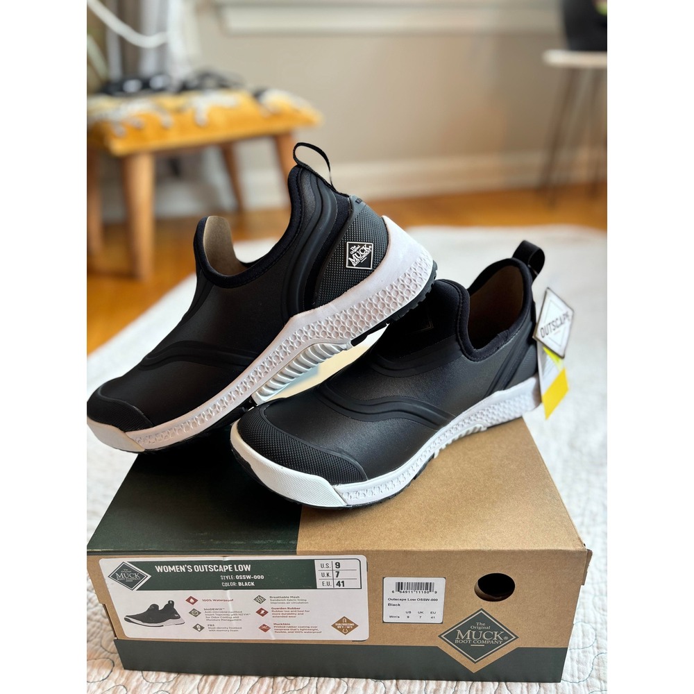 Muck Boot Company Women Outscape Low‎ Black Slip On Shoes Size 9